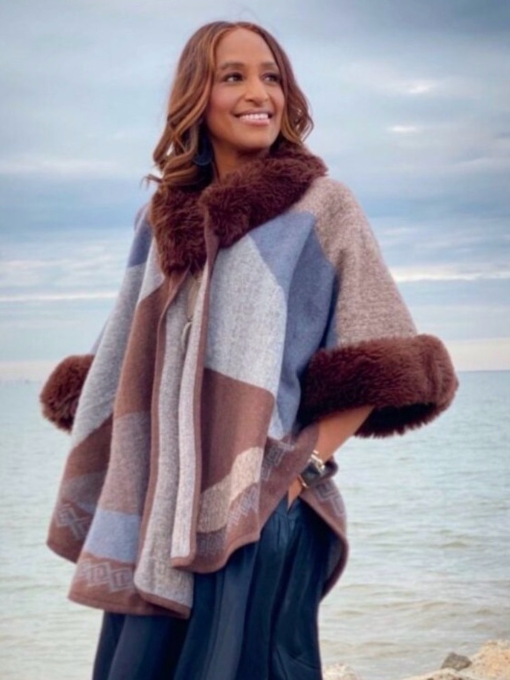 Northern Angel Colorblock Faux Fur-Trim Poncho